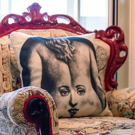 Wunderkammer Art Gallery Apartment Catania
